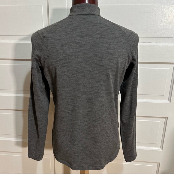 Lululemon Surge Warm 1/2 Zip Pullover Size L Heathered Grey $128 - Picture 4 of 6